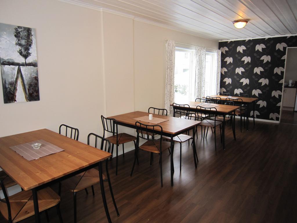 Froland Hostel Froland Verk ภายนอก รูปภาพ