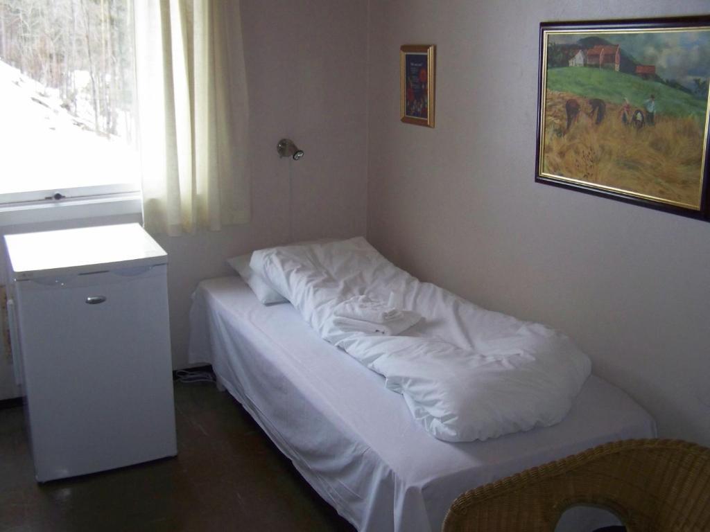 Froland Hostel Froland Verk ภายนอก รูปภาพ